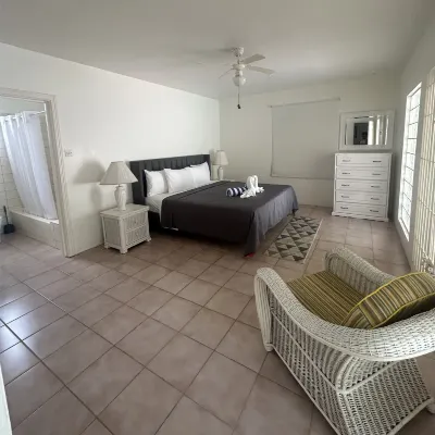 Paris Waterfront Villas Hotels in Gros Islet