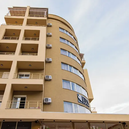 ApartHotel Eda