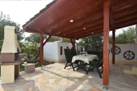 This Pleasant Holiday Home is an Ideal Starting Point to Explore Dalmatia