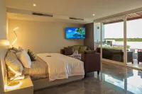 Fabulous & Exclusive Apartments with Sea View Pool BBQ Garden