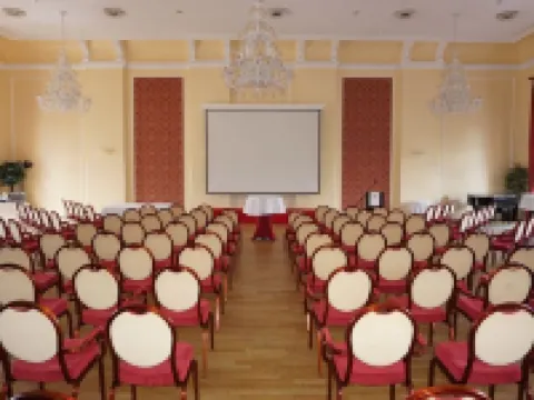 ホテル アム シュロス アウリッヒ アウリッヒのホテル