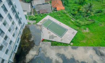 Comfy Studio Bogorienze Resort Apartment Near the Jungle Fest by Travelio