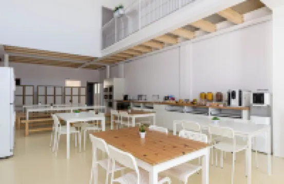 Urban Hostel Palma - Albergue Juvenil - Youth Hostel