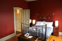 The Tasmanian Inn