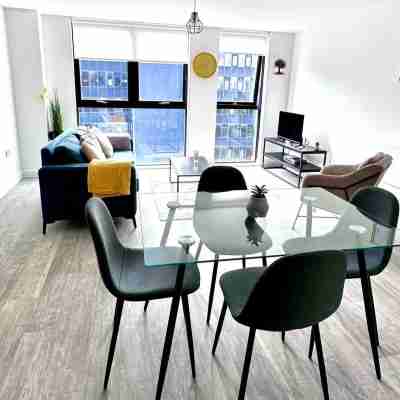 Sleeps 4 Central Ensuite - Cityview & Parking Rooms