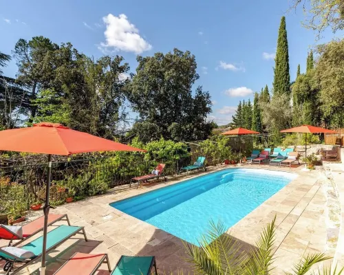 Spa Chateau la Tour Hotels in Nyons