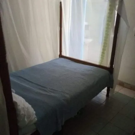 Lau Guest House