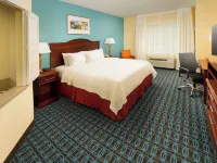 Fairfield Inn & Suites Marshall Hotels in Marshall