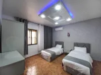 النجوم الثلاثية للشقق الفندقية