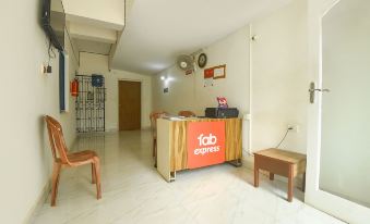 FabExpress Joey's Place - Nr Panjim