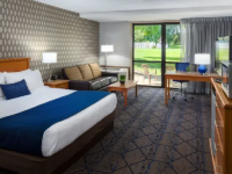 Lake Okoboji Resort and Conference Center Hotels in Okoboji