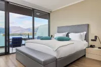 Monte Palm Beach Hotel di 