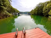Deerfield Hideaway At Old Smokey 5 Bedroom Home Hotels in Campbell County