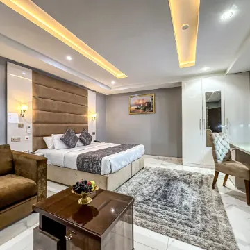 Parkview Astoria Hotel