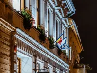 Casa Chitic - Hotel & Restaurant- STR Nicolae Balcescu 13 Hotels in Brasov