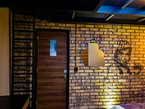 凱迪拉克精品酒店