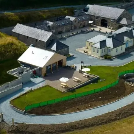 Cobbles Cottage - 2 Bedroom Stone Built Cottage