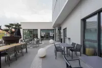 Kyriad Lyon Ouest - Limonest Hotels in Dardilly