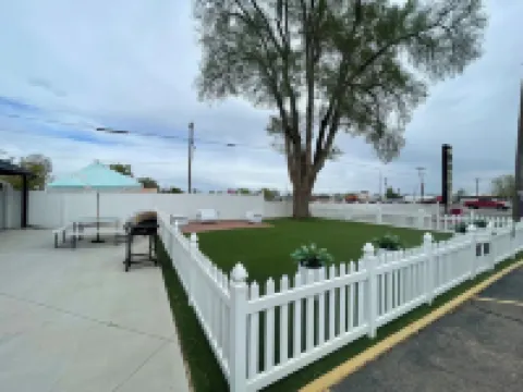 レインボー モーテル