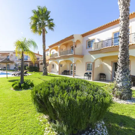 Atalaia Sol Aparthotel - Tennis & Heated Pool in Winter