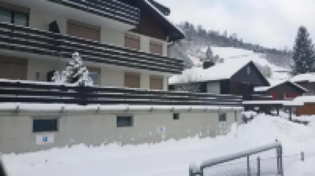 精靈 - 三卧室公寓，可容納6位客人，帶庭院