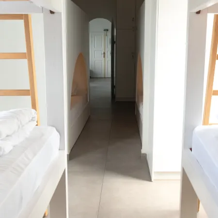 Central Hostel Oia