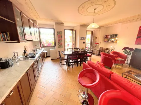 Central Spoleto Apartment with Large Sunny Terrace with Views