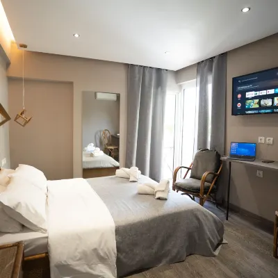 Parthenis Riviera Hotel Hotels near Varkiza Beach