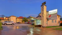Cowra Motor Inn Hotels in Cowra