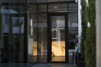 Center Hotel - 3-Star