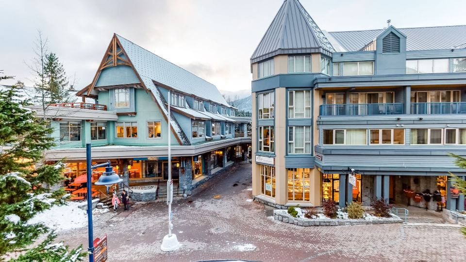 Whistler Peak Lodge