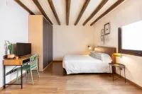 호스탈 피초라디카스