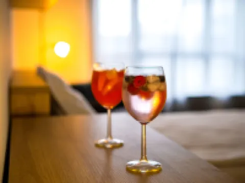 Jade & Jabo - Neuss by Düsseldorf Mit Parkplatz Verfügbarkeit 10,00 je Nacht Zubuchbar Hoteles en Neuss