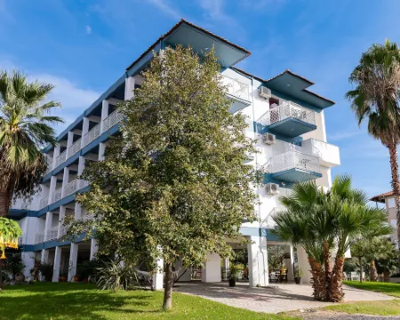 Zoe Seaside Hotels in Edipsos