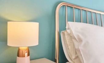 Host & Stay - Westbrook Road