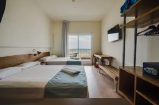 Hotel Brisamar Suites