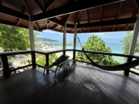 Fosters West Bay Resort