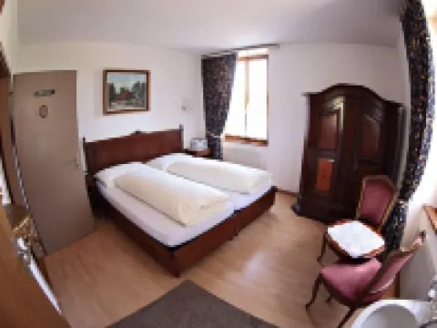 Gasthof National Hotels in Lebern District