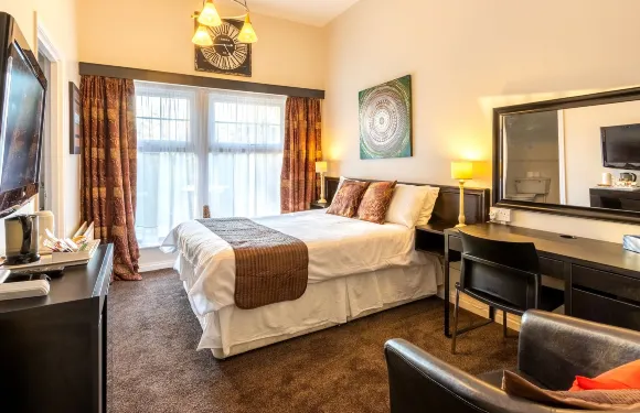 狐狸與獵犬酒店