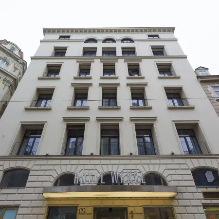 Hotel Wandl Отели рядом с достопримечательностью «Церковь Петерс»