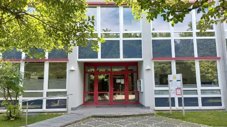 Hotel-Etage Apfelrot