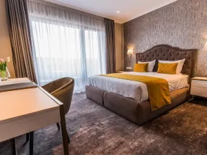Hotel Aventus