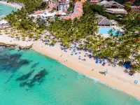 Viva Dominicus Palace by Wyndham, A Trademark All Inclusive Các khách sạn ở Dominicus