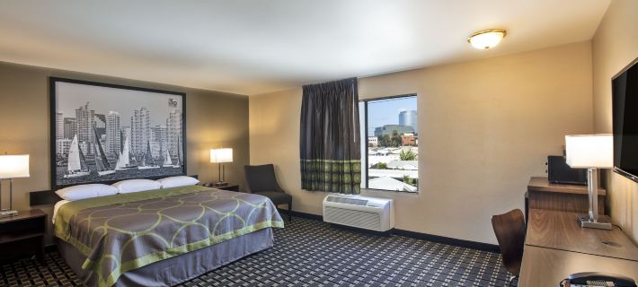 The Hotel 39 Hotels in Orange County