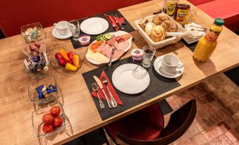 Land-Hotel Zum Schwan, Garni Weilerswist-Metternich 3 E-Ladepunkte