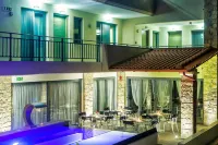 Core Hotel Polychrono