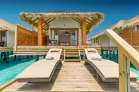 Kudafushi Resort & Spa - 5-Star