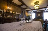 Victorian Inn B&B Hotels in Moline