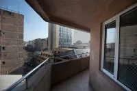 Ris Central Apartments Yerevan - Mountain view