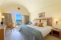 Giannoulis - Santa Marina Plaza (Adults Only)